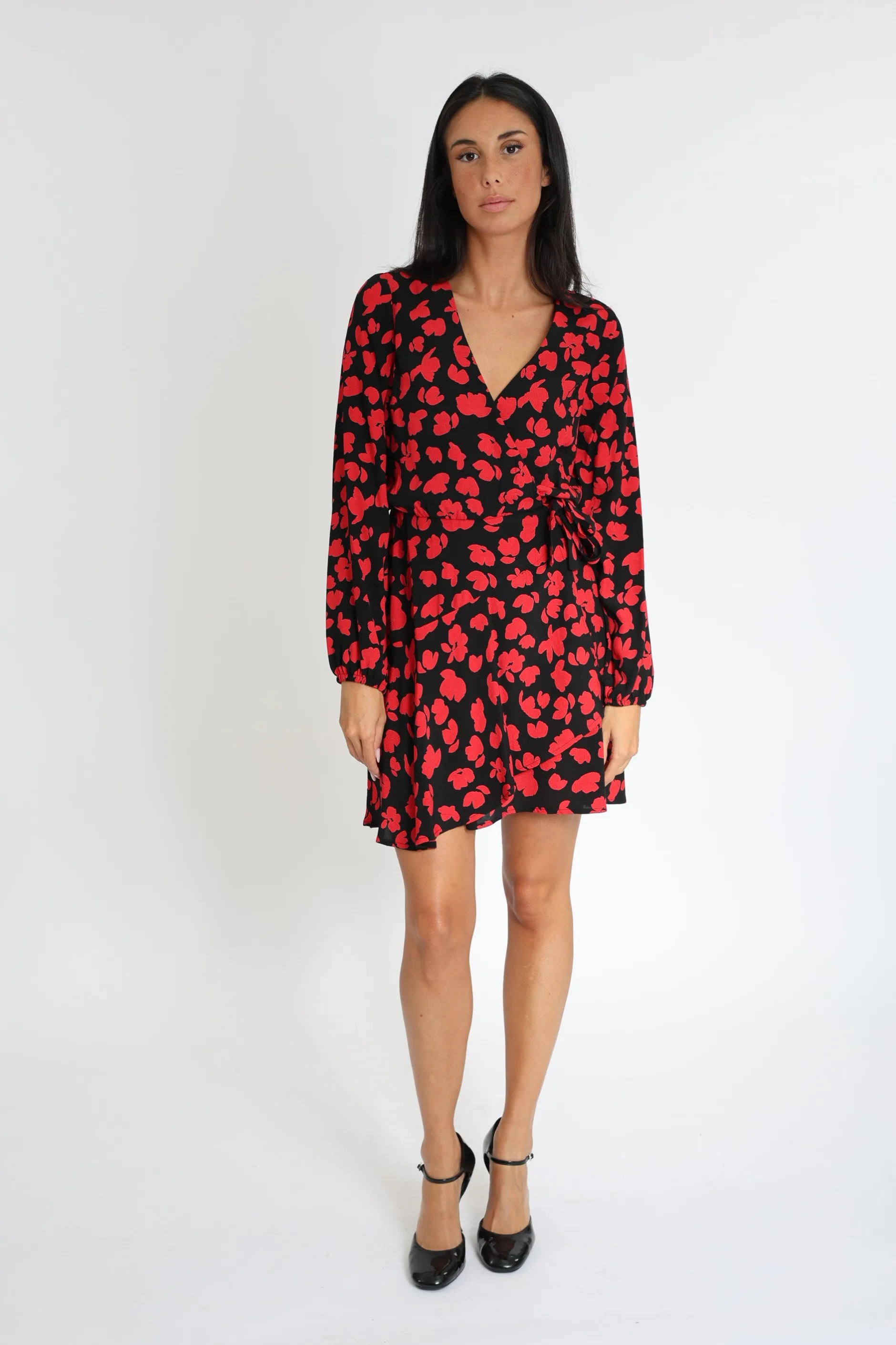 Shop KOOKAÏ ROBE COURTE CARMEN Noir/rouge